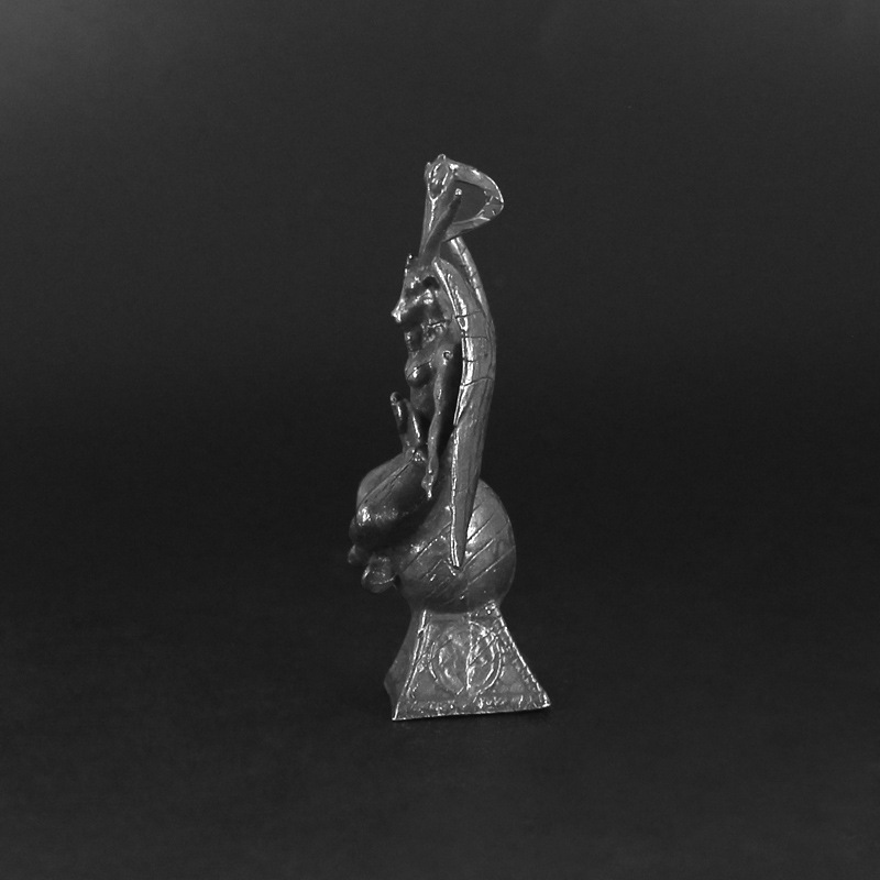 Retro Statuetka Kozy Miedziana – Retro Gaming Gifts recenzja i cena